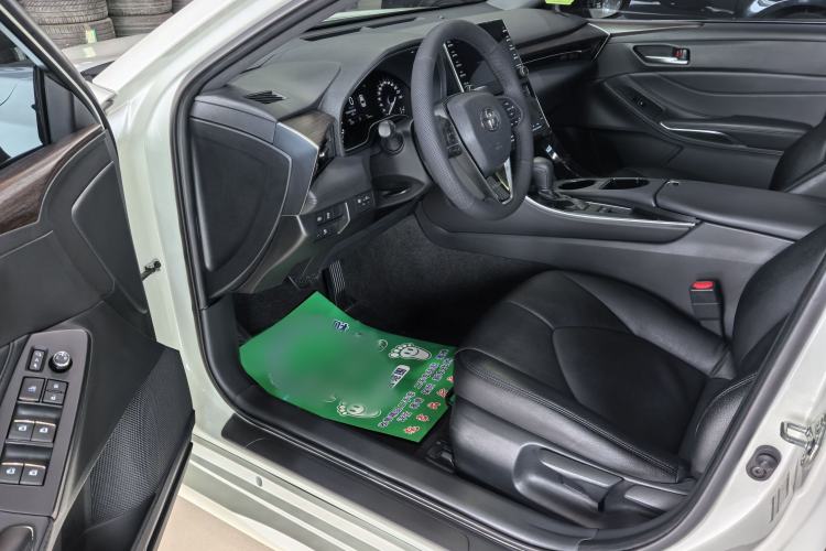 Used Toyota Avalon 2019 2.0L Ambition Edition China VI Interior 1