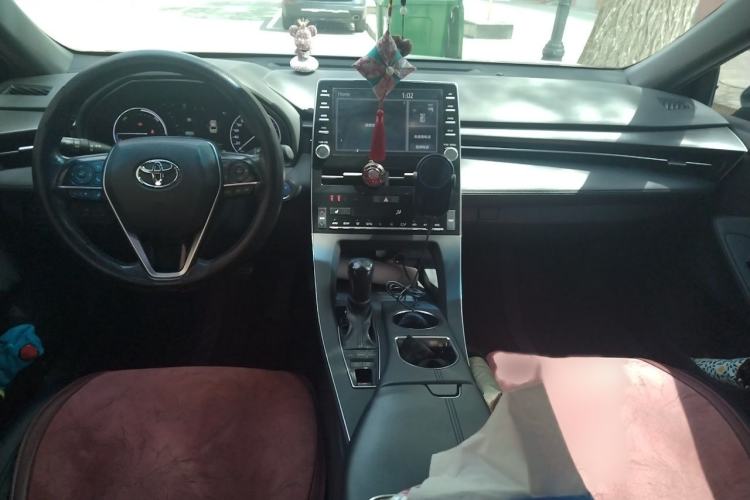 Used Toyota Avalon 2019 Dual-Engine 2.5L XLE Prestige Version China V Standard Interior 2