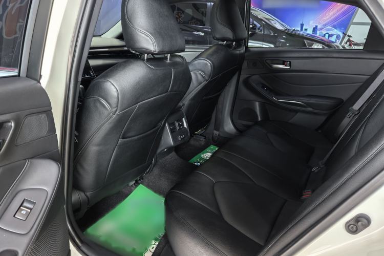 Used Toyota Avalon 2019 2.0L Ambition Edition China VI Interior 2
