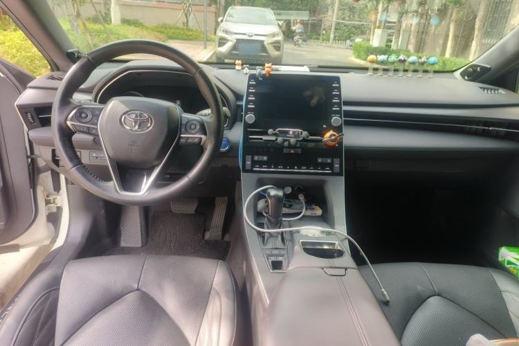 Used Toyota Avalon 2019 Dual-Engine 2.5L Limited Flagship Edition China VI Standard Interior 2