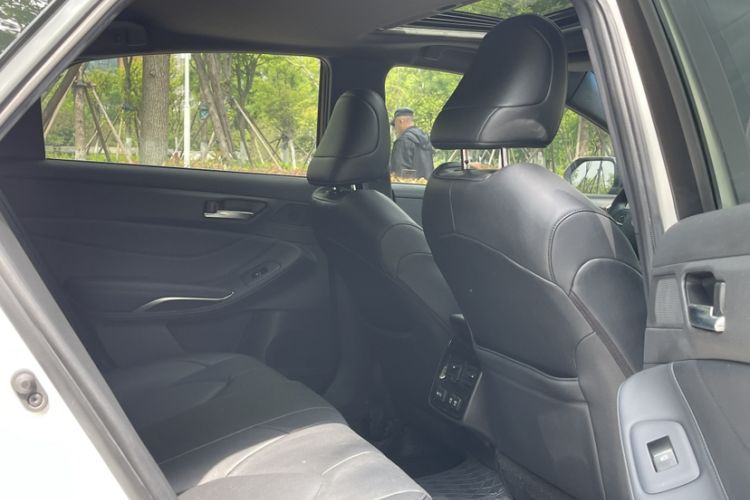 Used Toyota Avalon 2019 2.0L XLE Premium Edition China VI Interior 3