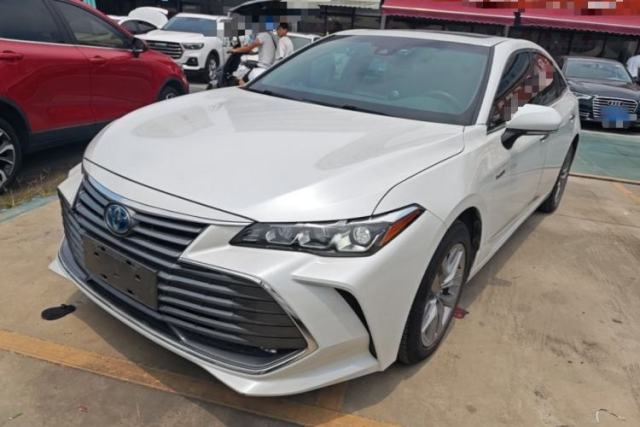 Used Toyota Avalon 2019 Dual-Engine 2.5L Luxury Edition China VI Standard