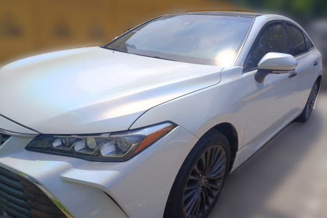 Used Toyota Avalon 2019 2.5L Touring Premium Version China VI Standard