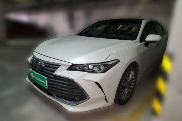 Used Toyota Avalon 2019 Dual-Engine 2.5L Limited Flagship Edition China VI Standard