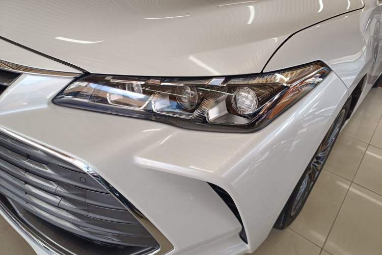 Used Toyota Avalon 2019 2.0L XLE Premium Edition China VI Left Front Headlight