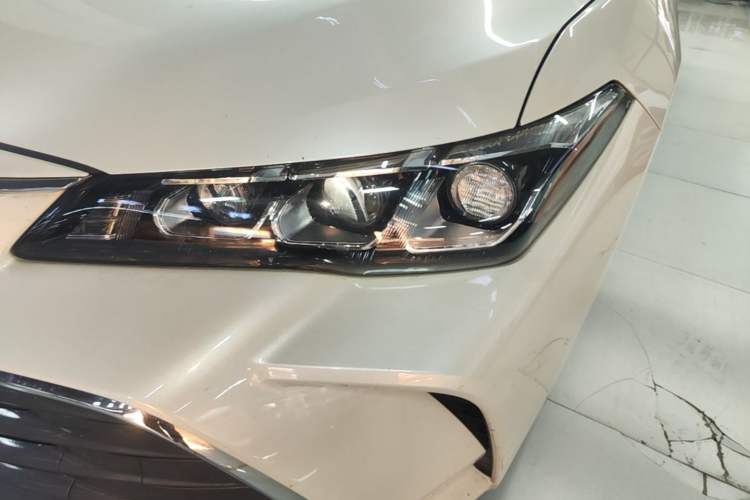 Used Toyota Avalon 2019 Dual-Engine 2.5L Luxury Edition China VI Standard Left Front Headlight