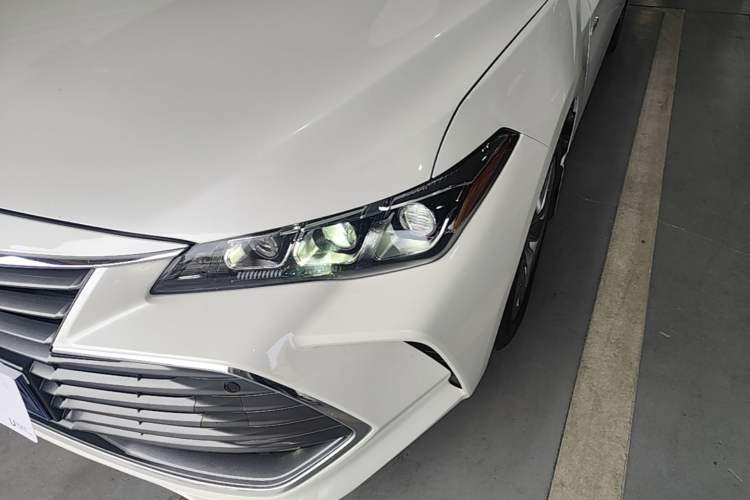 Used Toyota Avalon 2019 Dual-Engine 2.5L Luxury Edition China VI Standard Left Front Headlight