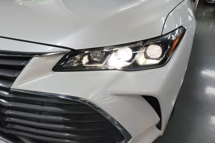 Used Toyota Avalon 2019 2.0L Luxury Edition China VI Standard Left Front Headlight