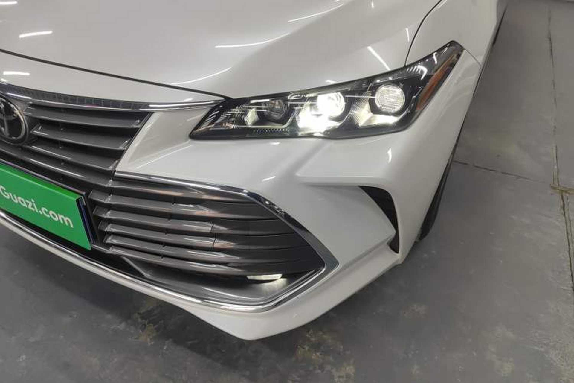 Used Toyota Avalon 2019 2.0L Ambition Edition China VI Left Front Headlight