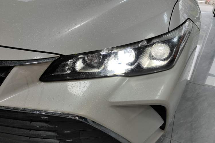 Used Toyota Avalon 2019 Dual-Engine 2.5L Luxury Edition China VI Standard Left Front Headlight