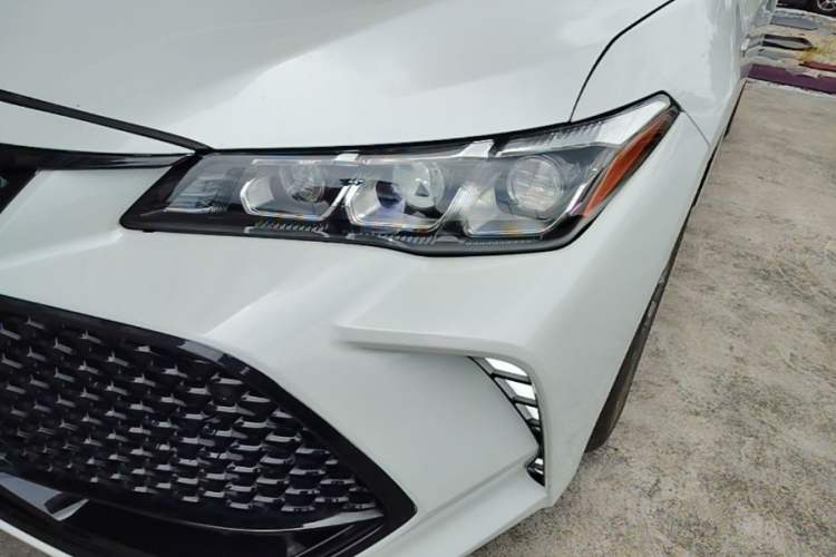 Used Toyota Avalon 2019 Dual-Engine 2.5L Luxury Edition China VI Standard Left Front Headlight