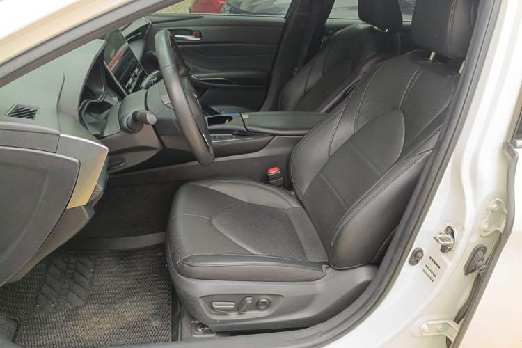 Used Toyota Avalon 2019 2.0L Luxury Edition China VI Standard Left Front Seat