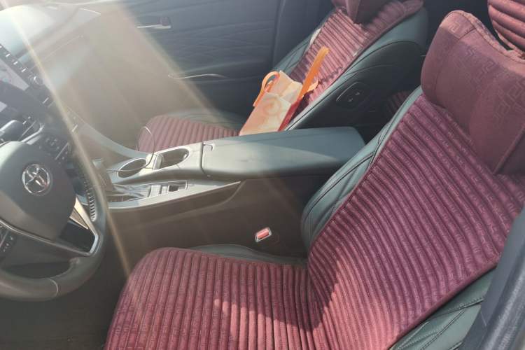 Used Toyota Avalon 2019 Dual-Engine 2.5L XLE Prestige Version China VI Standard Left Front Seat
