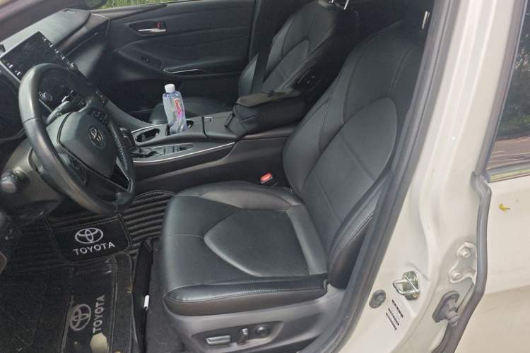 Used Toyota Avalon 2019 2.0L XLE Premium Edition China VI Left Front Seat