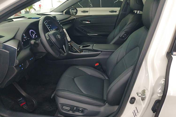 Used Toyota Avalon 2019 2.0L Luxury Edition China VI Standard Left Front Seat