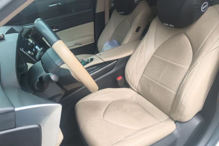 Used Toyota Avalon 2019 Dual-Engine 2.5L XLE Prestige Version China VI Standard Left Front Seat