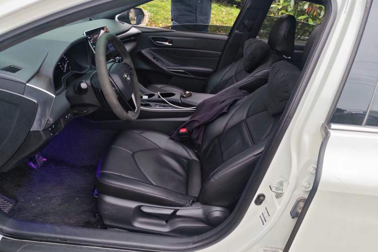 Used Toyota Avalon 2019 2.5L Ambition Version China VI Standard Left Front Seat