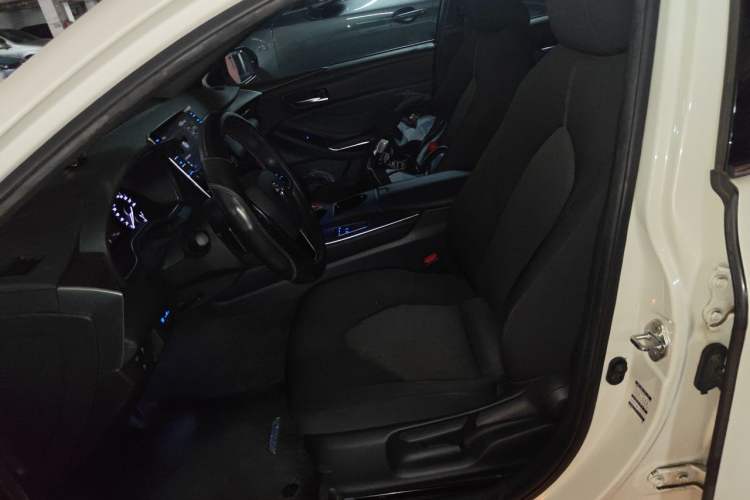 Used Toyota Avalon 2019 2.5L Ambition Version China VI Standard Left Front Seat