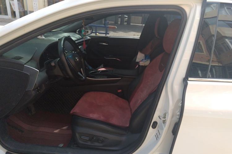 Used Toyota Avalon 2019 Dual-Engine 2.5L XLE Prestige Version China V Standard Left Front Seat