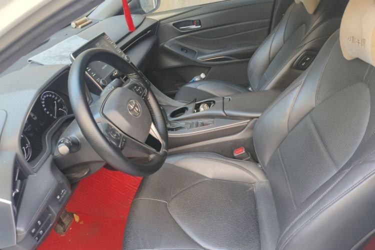 Used Toyota Avalon 2019 Dual-Engine 2.5L Luxury Edition China VI Standard Left Front Seat