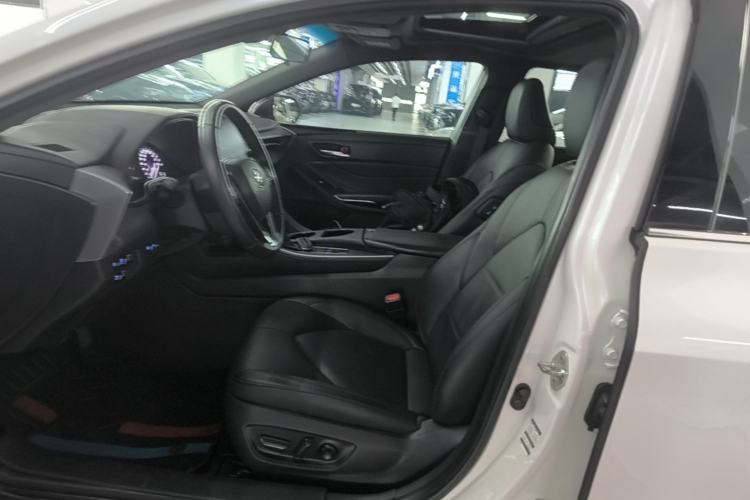 Used Toyota Avalon 2019 2.0L Luxury Edition China VI Standard Left Front Seat