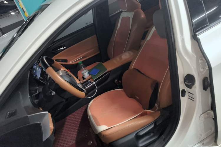 Used Toyota Avalon 2019 2.0L Ambition Edition China VI Left Front Seat