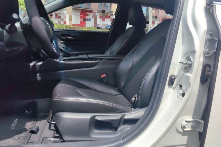 Used Toyota Avalon 2019 2.5L Ambition Version China VI Standard Left Front Seat