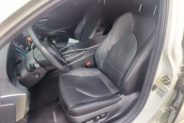 Used Toyota Avalon 2019 Dual-Engine 2.5L Limited Flagship Edition China VI Standard Left Front Seat