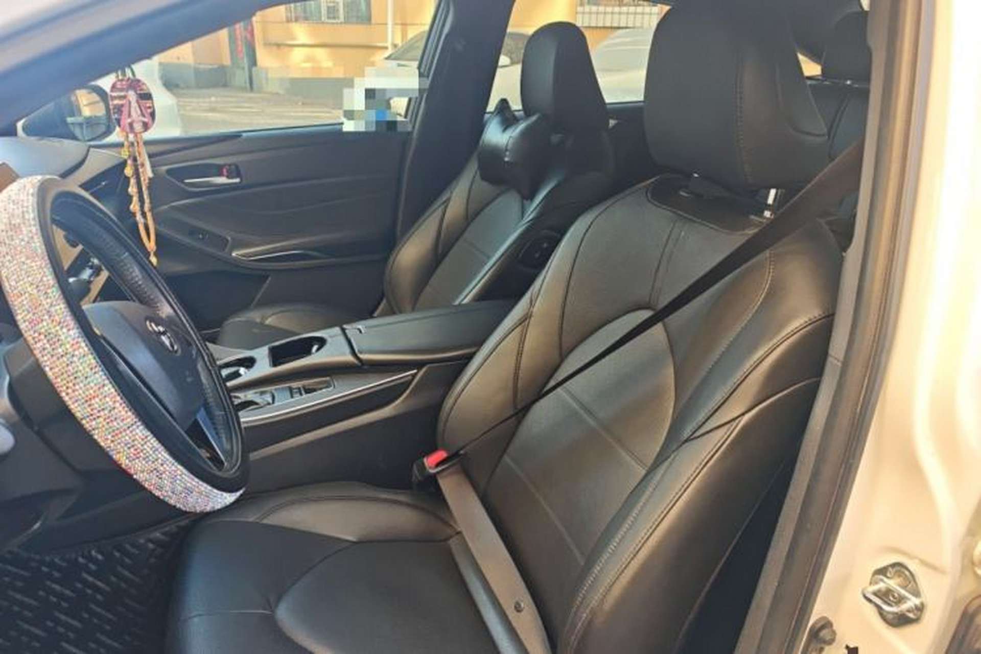 Used Toyota Avalon 2019 2.0L XLE Premium Edition China VI Left Front Seat