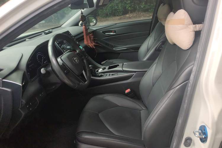 Used Toyota Avalon 2019 Dual-Engine 2.5L Luxury Edition China VI Standard Left Front Seat