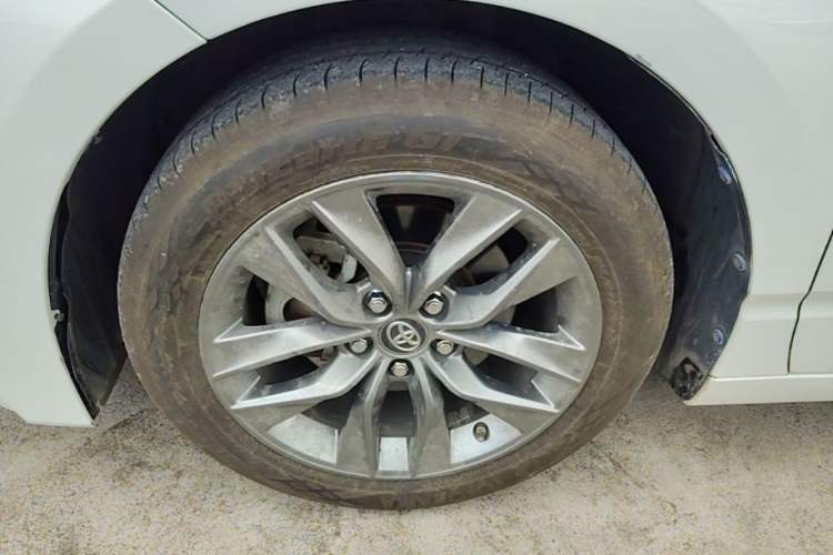 Used Toyota Avalon 2019 Dual-Engine 2.5L Luxury Edition China VI Standard Left Front Wheel Hub