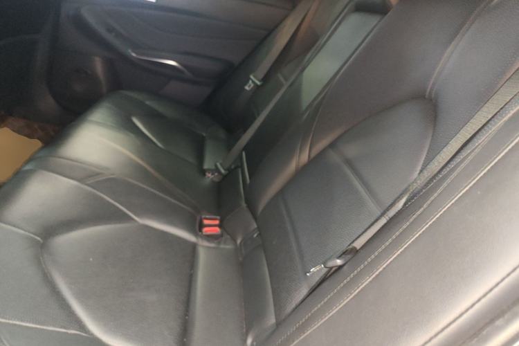 Used Toyota Avalon 2019 Dual-Engine 2.5L Luxury Edition China VI Standard Left Rear Seat