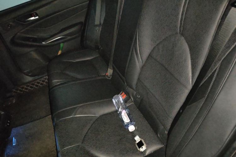 Used Toyota Avalon 2019 2.0L Luxury Edition China VI Standard Left Rear Seat