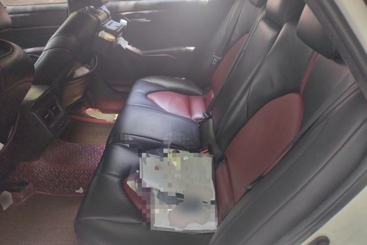 Used Toyota Avalon 2019 2.5L Ambition Version China VI Standard Left Rear Seat