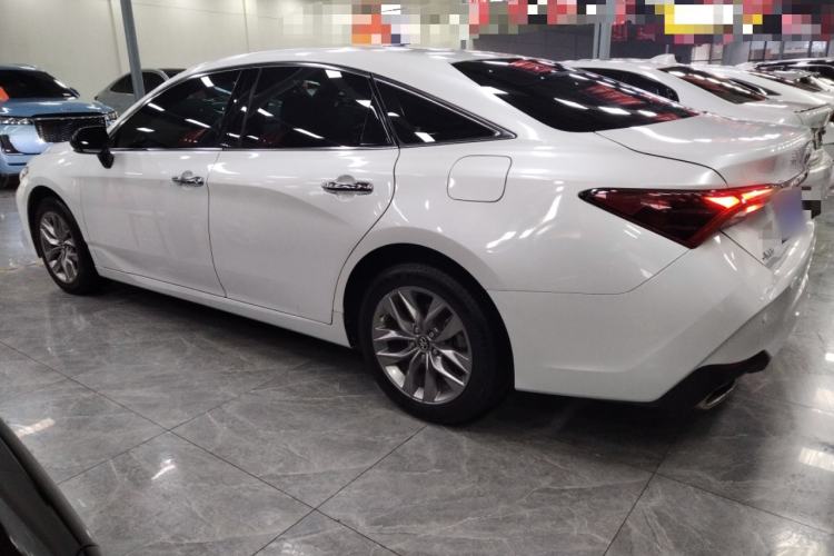 Used Toyota Avalon 2019 2.0L Luxury Edition China VI Standard Left Side