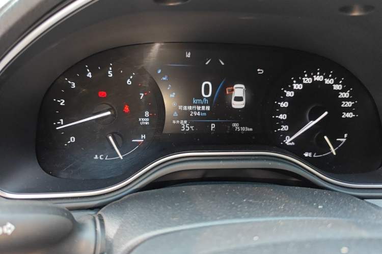 Used Toyota Avalon 2019 2.0L Luxury Edition China VI Standard Odometer Close Up