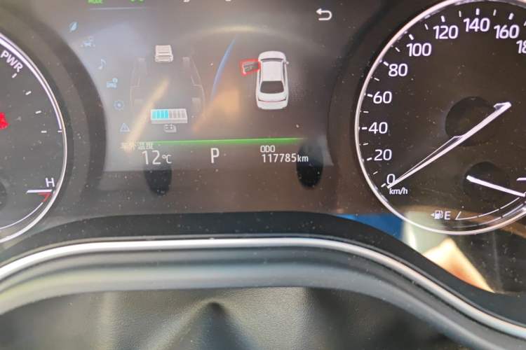 Used Toyota Avalon 2019 Dual-Engine 2.5L Luxury Edition China V Standard Odometer Close Up