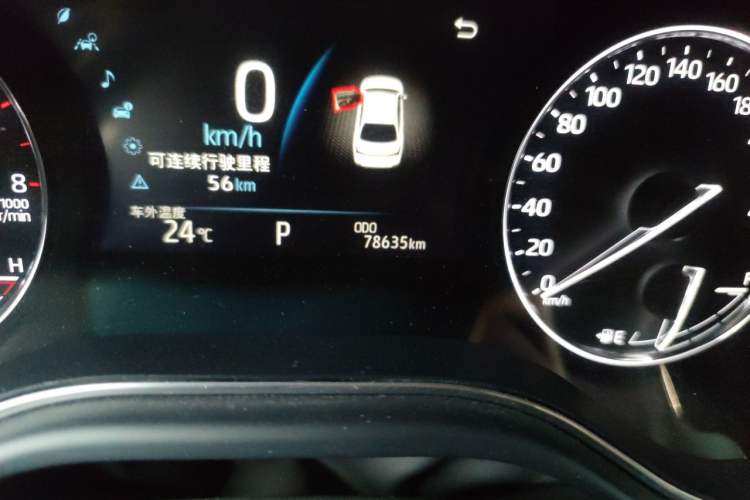 Used Toyota Avalon 2019 2.0L XLE Premium Edition China VI Odometer Close Up