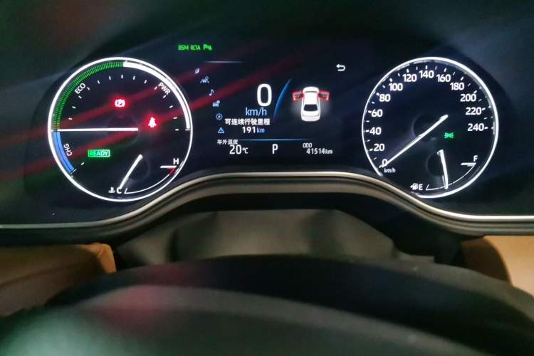 Used Toyota Avalon 2019 Dual-Engine 2.5L Limited Flagship Edition China VI Standard Odometer Close Up