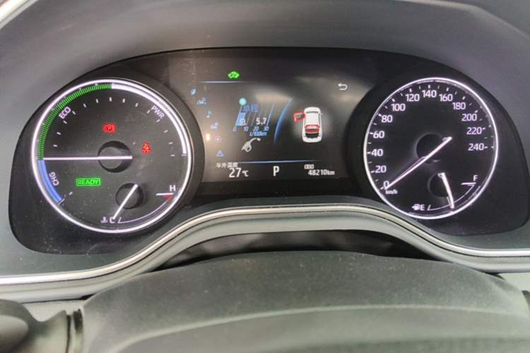 Used Toyota Avalon 2019 Dual-Engine 2.5L Luxury Edition China VI Standard Odometer Close Up