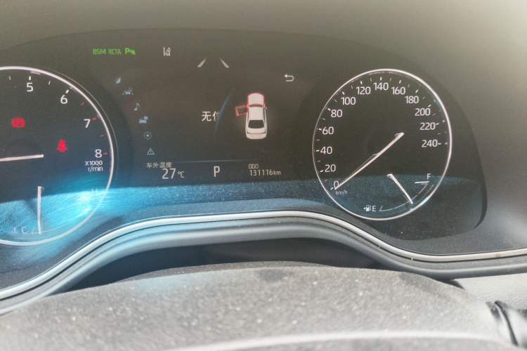 Used Toyota Avalon 2019 2.0L XLE Premium Edition China VI Odometer Close Up