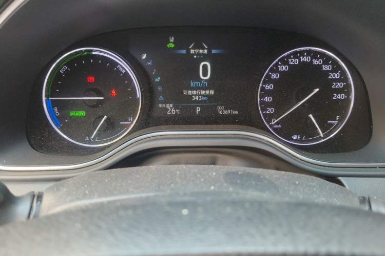 Used Toyota Avalon 2019 Dual-Engine 2.5L Luxury Edition China VI Standard Odometer Close Up