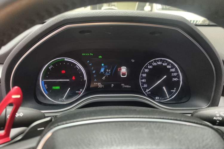Used Toyota Avalon 2019 Dual-Engine 2.5L XLE Prestige Version China VI Standard Odometer Close Up