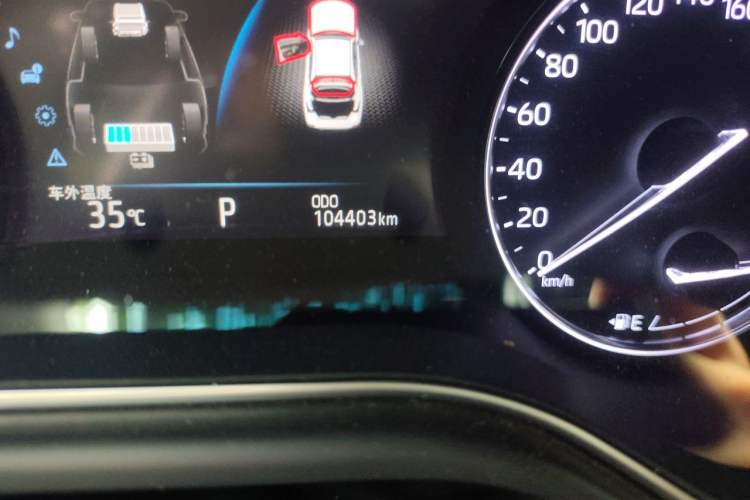 Used Toyota Avalon 2019 Dual-Engine 2.5L Luxury Edition China VI Standard Odometer Close Up