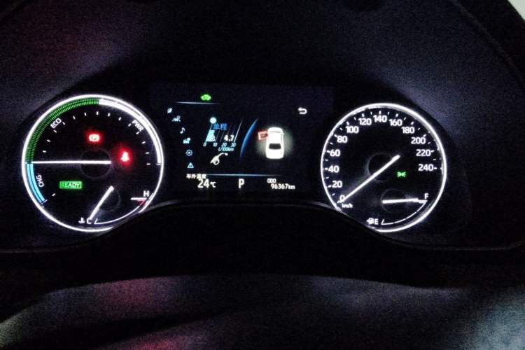 Used Toyota Avalon 2019 Dual-Engine 2.5L Luxury Edition China VI Standard Odometer Close Up