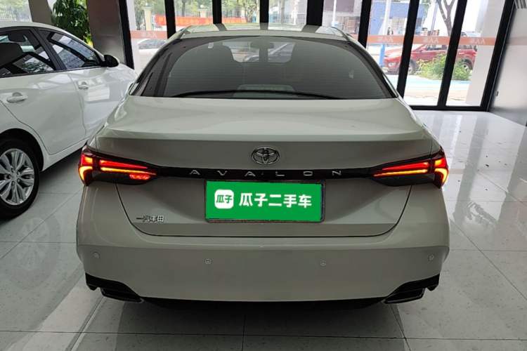 Used Toyota Avalon 2019 2.0L Luxury Edition China VI Standard Rear