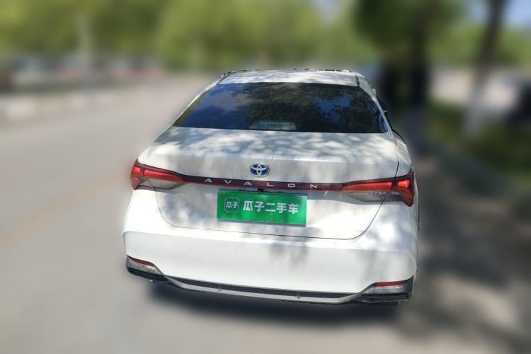 Used Toyota Avalon 2019 Dual-Engine 2.5L Luxury Edition China VI Standard Rear