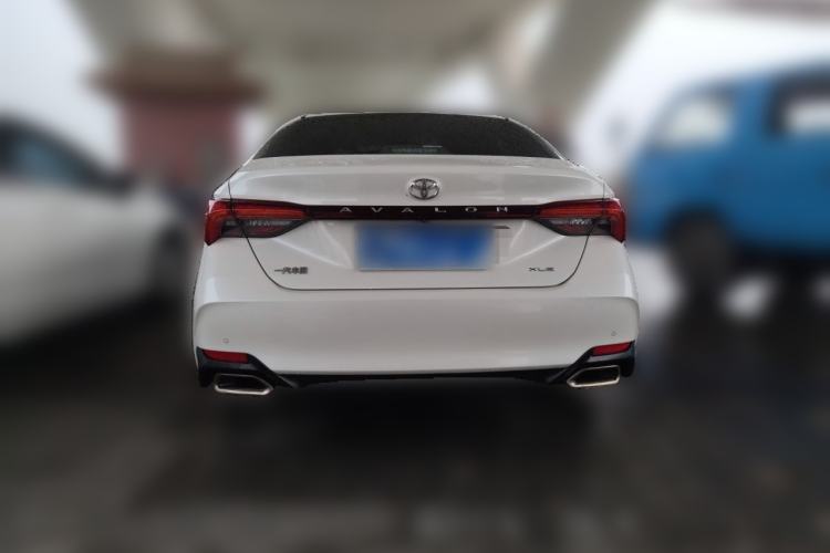 Used Toyota Avalon 2019 2.0L XLE Premium Edition China VI Rear