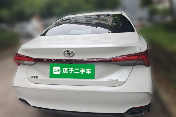 Used Toyota Avalon 2019 2.0L XLE Premium Edition China VI Rear