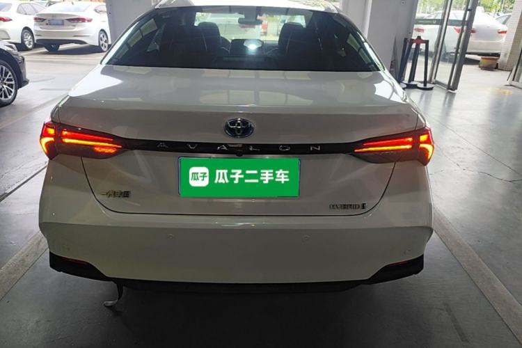 Used Toyota Avalon 2019 Dual-Engine 2.5L Luxury Edition China VI Standard Rear
